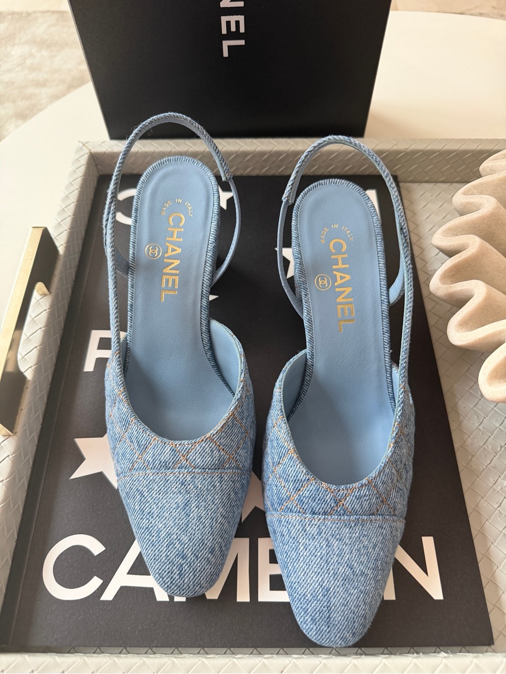 Chanel 26B CC Logo Light Blue Quilted Denim Jean Slingback Pumps Chunky Heel 38 - Picture 3 of 16